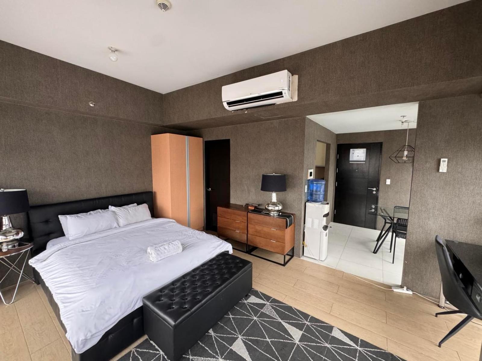 Modern Studio At Naia Terminal 3 Manila Bagian luar foto